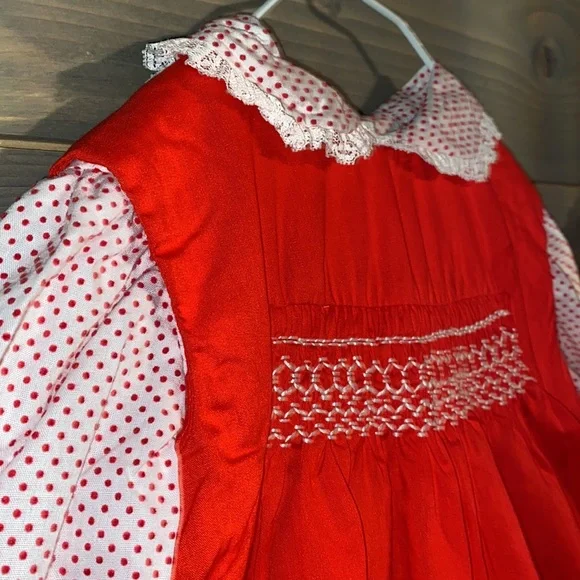 Beautiful vintage hand smocked Polly Flinders dress - Picture 4 of 10